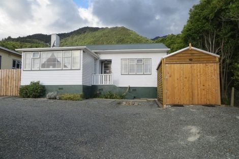 Photo of property in 15 Gilchrist Street, Te Aroha, 3320