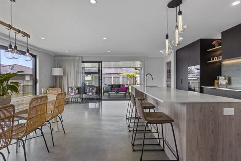 Photo of property in 10 Kararaina Close, Whalers Gate, New Plymouth, 4310