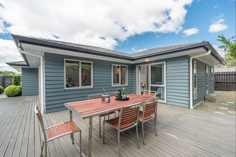 Photo of property in 27 Kurth Crescent, Silverstream, Upper Hutt, 5019