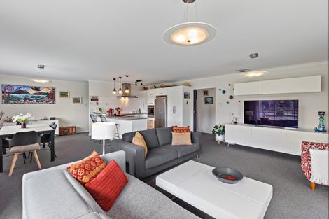 Photo of property in 1098 Queen Street East, Levin, 5571