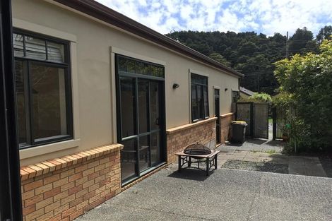 Photo of property in 2 Pepperdine Place, Albany, Auckland, 0632