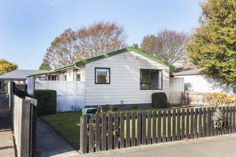 Photo of property in 2/7 Sefton Street, Belfast, Christchurch, 8051