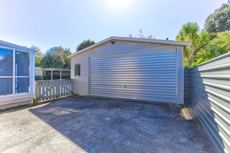 Photo of property in 27 Broadhead Avenue, Tawhero, Whanganui, 4501