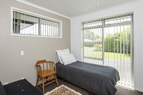 Photo of property in 13 Parkview Place, Riverdale, Gisborne, 4010