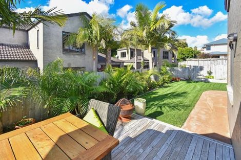 Photo of property in 150 Charles Prevost Drive, The Gardens, Auckland, 2105