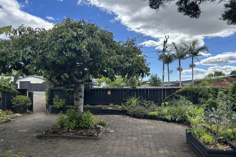 Photo of property in 1 Bay View Road, Raglan, 3225