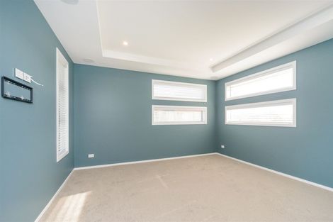 Photo of property in 162 Pacific Drive, Fitzherbert, Palmerston North, 4410