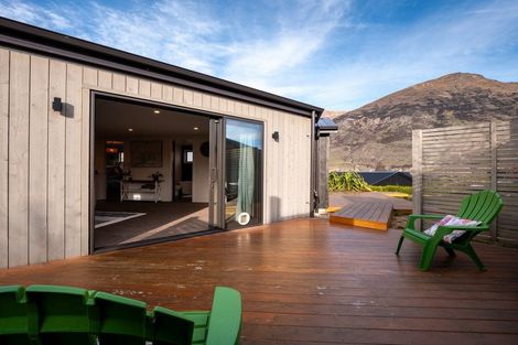 Photo of property in 9 Clover Lane, Lake Hayes, Queenstown, 9304