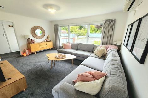 Photo of property in 3 Huia Place, Levin, 5510