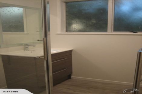 Photo of property in 1/200 Te Atatu Road, Te Atatu South, Auckland, 0610