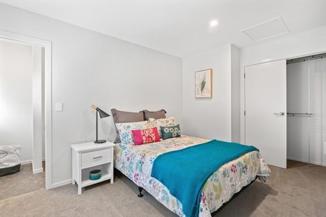 Photo of property in 37 Jack Hanley Drive, Jacks Point, Queenstown, 9371