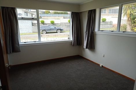 Photo of property in 25 Crownhill Street, Spotswood, New Plymouth, 4310