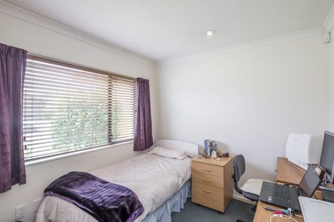 Photo of property in 38 Lorna Irene Drive, Raumati South, Paraparaumu, 5032