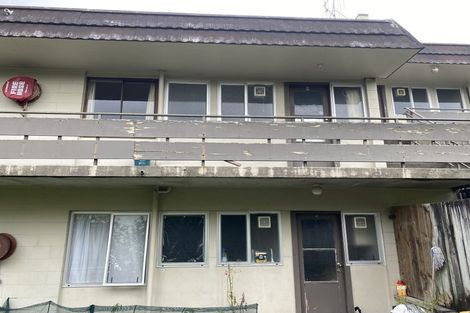 Photo of property in 2/12 Oakley Avenue, Claudelands, Hamilton, 3214