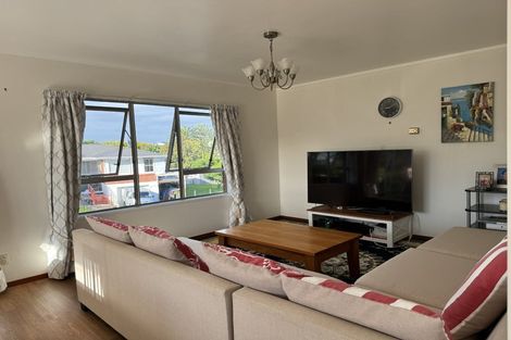 Photo of property in 2/56 Marriott Road, Pakuranga, Auckland, 2010