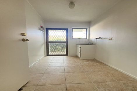 Photo of property in 124 Carnoustie Drive, Wattle Downs, Auckland, 2103