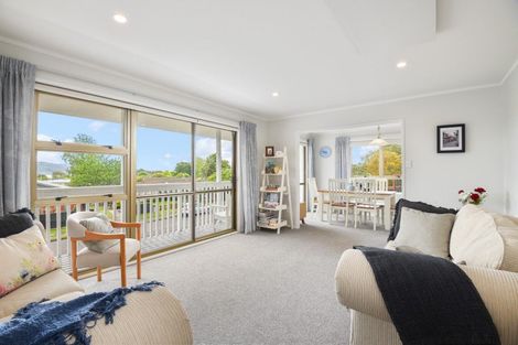 Photo of property in 8 Walnut Place, Owhata, Rotorua, 3010