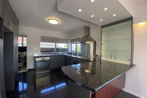 Photo of property in 1/14 Riverside Road, Orewa, 0931