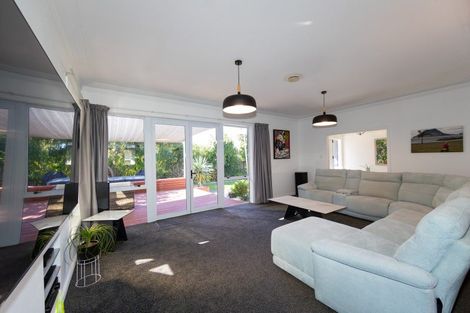 Photo of property in 113 Taradale Road, Onekawa, Napier, 4110