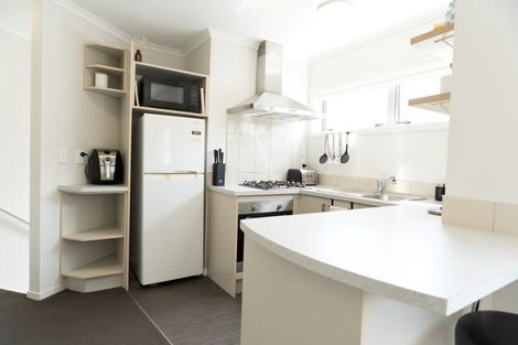 Photo of property in 18c Kelvin Place, Hamilton East, Hamilton, 3216