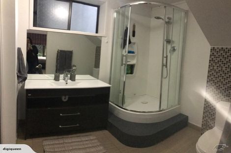 Photo of property in 1/32 Killarney Avenue, Torbay, Auckland, 0630