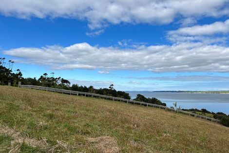 Photo of property in 24 Te Wairoa Lane, Tinopai, 0593