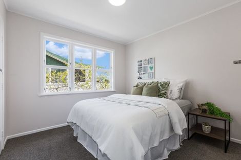 Photo of property in 79 Driver Crescent, Cannons Creek, Porirua, 5024