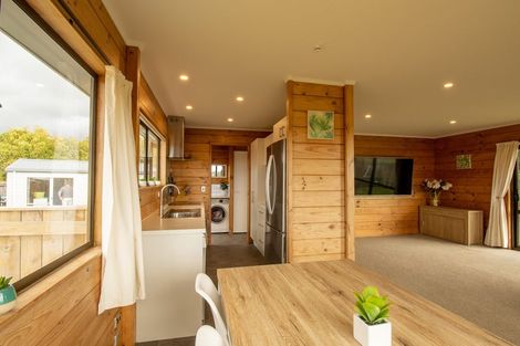 Photo of property in 65 Queens Road, Waikanae Beach, Waikanae, 5036