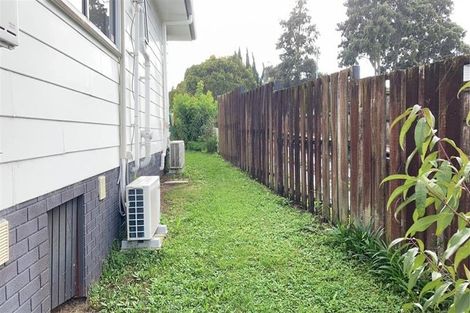 Photo of property in 99 Archmillen Avenue, Pakuranga Heights, Auckland, 2010