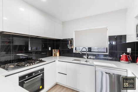 Photo of property in 12 Kohuora Lane, Papatoetoe, Auckland, 2025