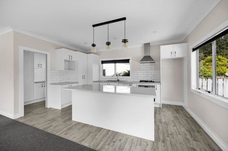 Photo of property in 11 Orlando Street, Stratford, 4332