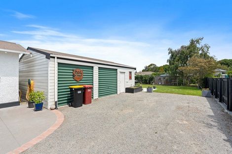 Photo of property in 15 Cambridge Terrace, Masterton, 5810