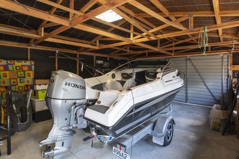 Photo of property in 13 Parkview Place, Riverdale, Gisborne, 4010