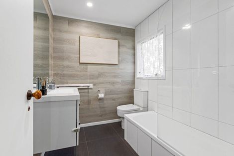 Photo of property in 124a Osprey Drive, Welcome Bay, Tauranga, 3112