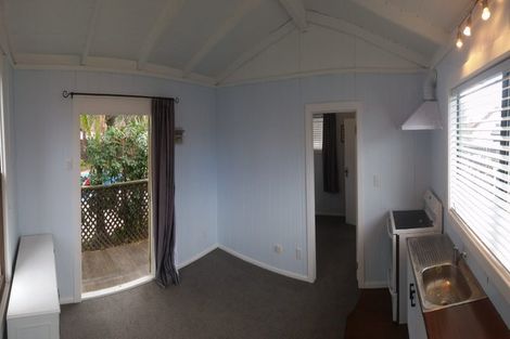 Photo of property in 27 Lowther Place, Taradale, Napier, 4112