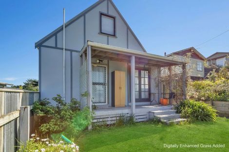 Photo of property in 23 Manuka Street, Castlecliff, Whanganui, 4501