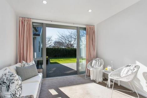 Photo of property in 154 Clyde Road, Burnside, Christchurch, 8053