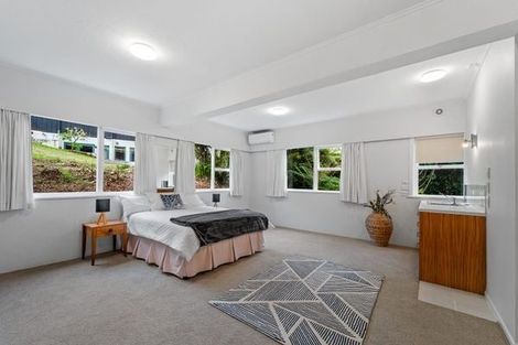 Photo of property in 30 Heathcote Road, Castor Bay, Auckland, 0620