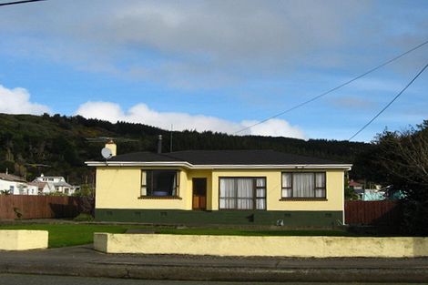 Photo of property in 14 Barrow Street, Bluff, 9814