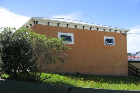 Photo of property in 2 Mudges Terrace, Newtown, Wellington, 6021