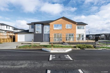 Photo of property in 23 Cooladawson Drive, Flat Bush, Auckland, 2019