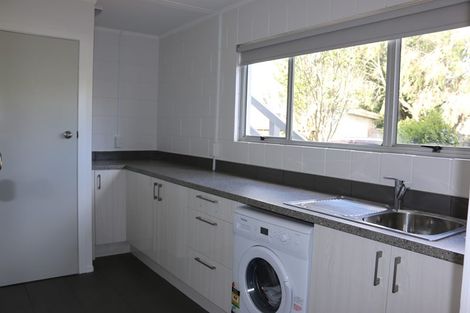 Photo of property in 117 Riverpark Crescent, Henderson, Auckland, 0610