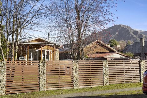 Photo of property in 34 Devon Street, Arrowtown, 9302