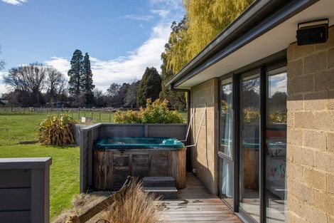 Photo of property in 22 Young Lane, Clyde, Alexandra, 9391