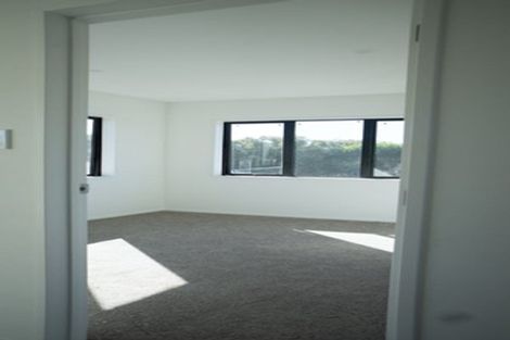 Photo of property in 6 Kerrydale Road, Manurewa, Auckland, 2102