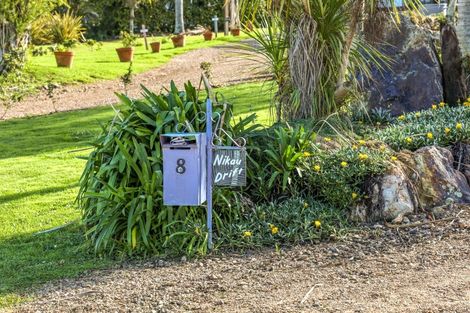 Photo of property in 8 Nikau Road, Oneroa, Waiheke Island, 1081