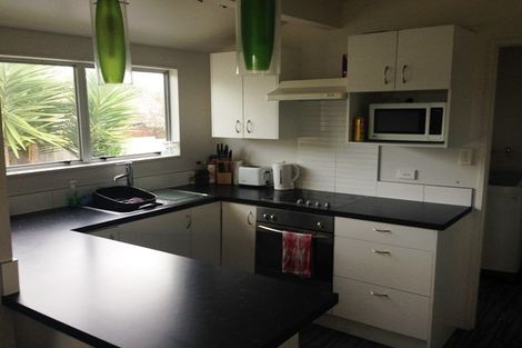 Photo of property in 111 Oakfield Crescent, Pukete, Hamilton, 3200