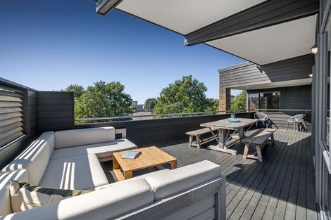 Photo of property in 35 Lagoon Way, Omaha, 0986