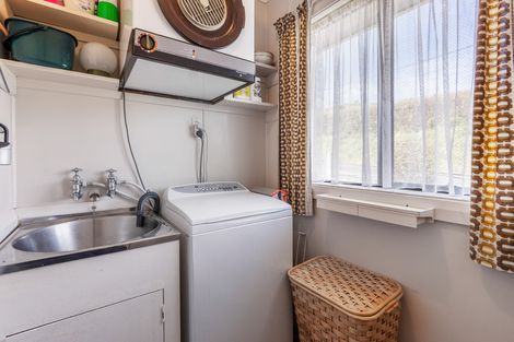 Photo of property in 8 Allen Road, Green Island, Dunedin, 9018