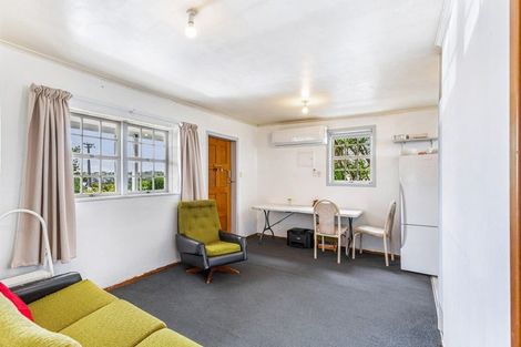 Photo of property in 85 Glengarry Road, Glen Eden, Auckland, 0602